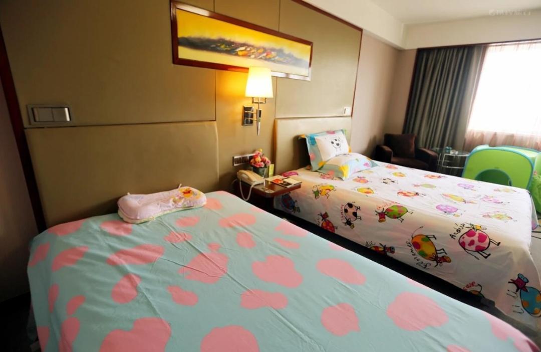 Inzone Garland Hotel Jinan Exteriör bild