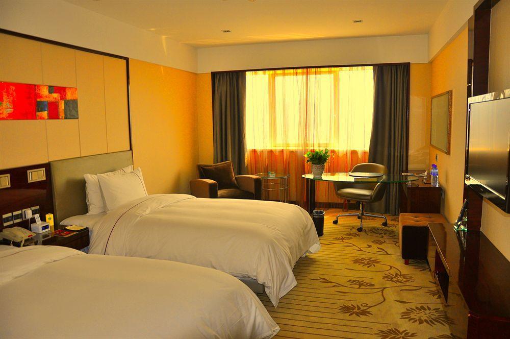 Inzone Garland Hotel Jinan Exteriör bild